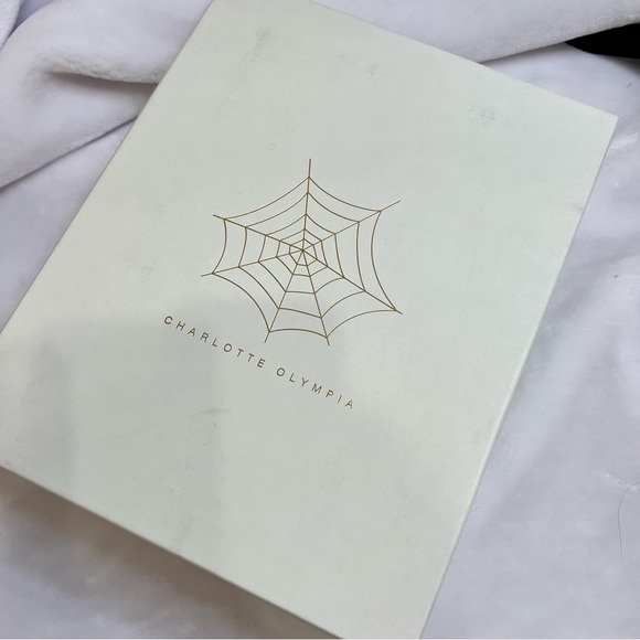 Charlotte Olympia Dolly - Picture 11 of 14